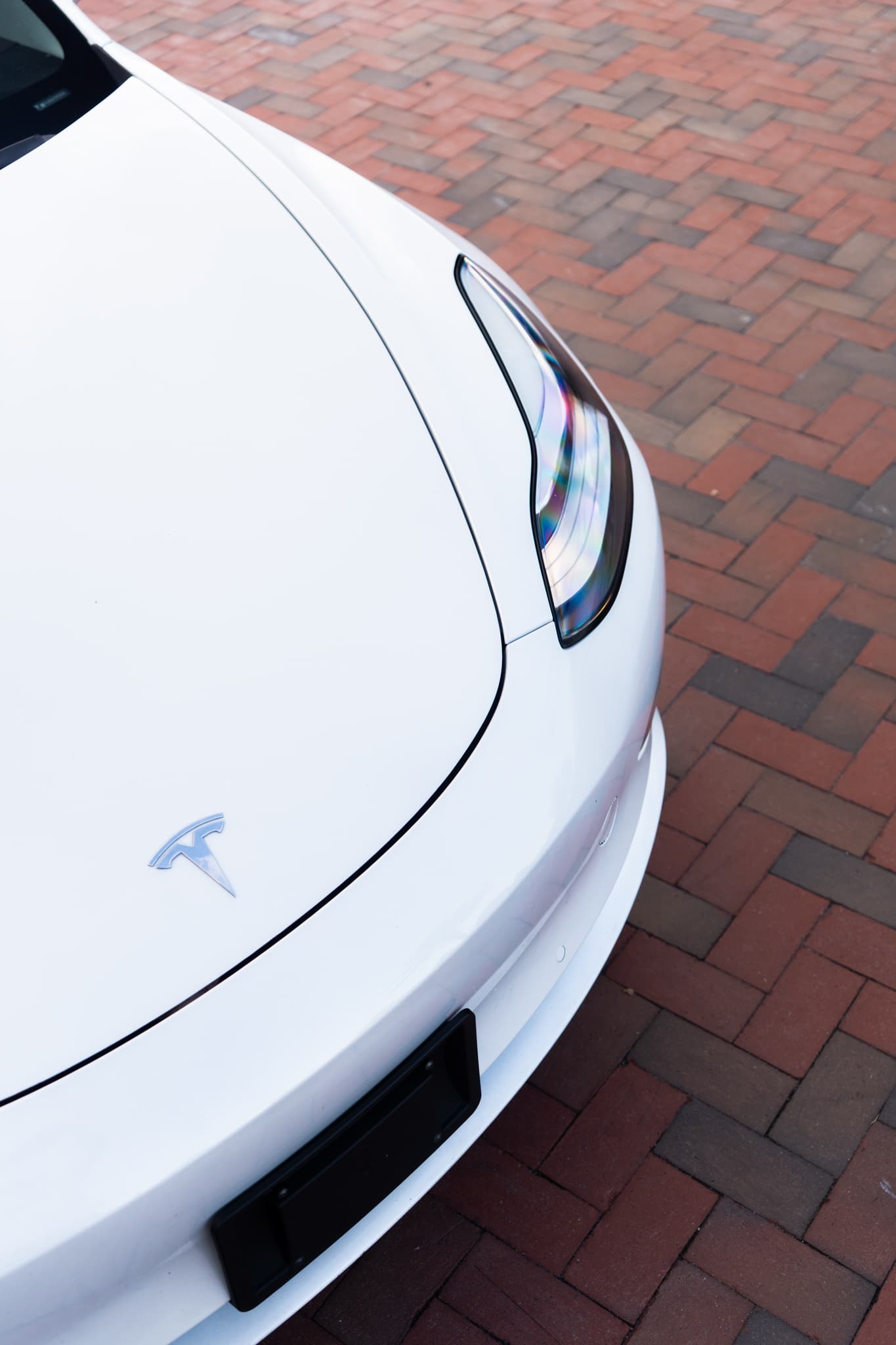 Tesla Model 3 — photo 9