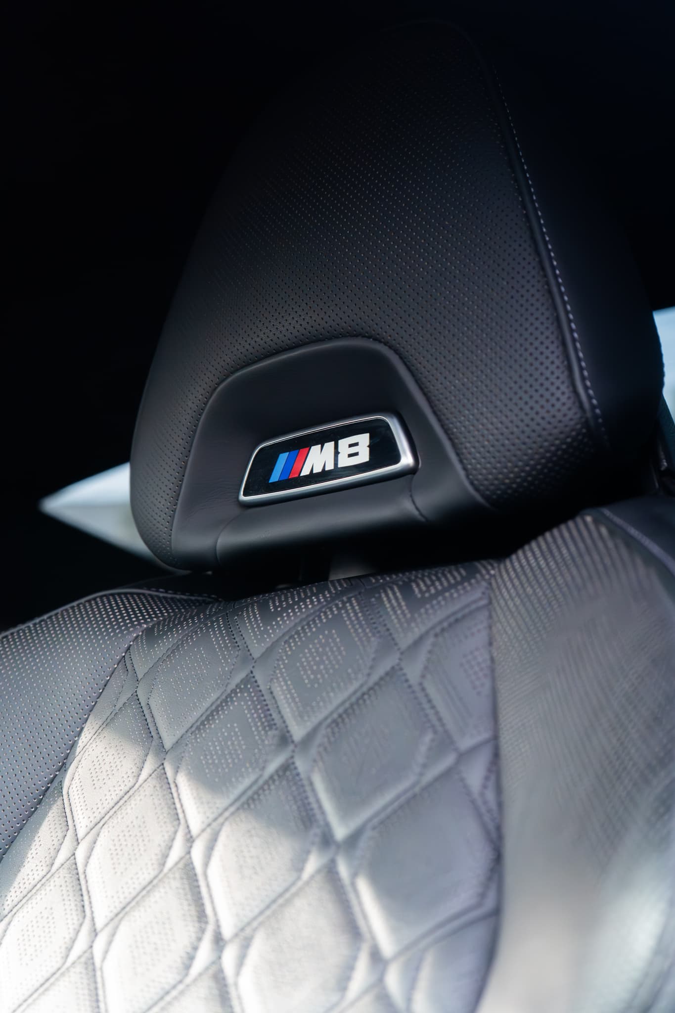 BMW M8 — photo 12