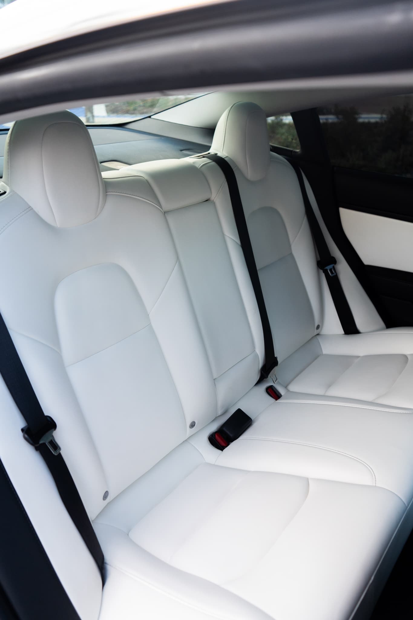 Tesla Model 3 — photo 10