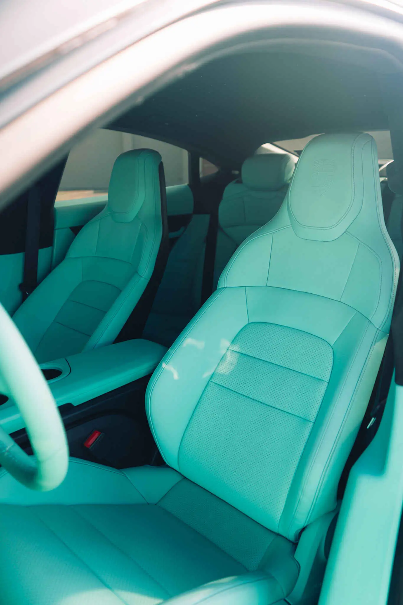 Porsche Taycan — photo 3
