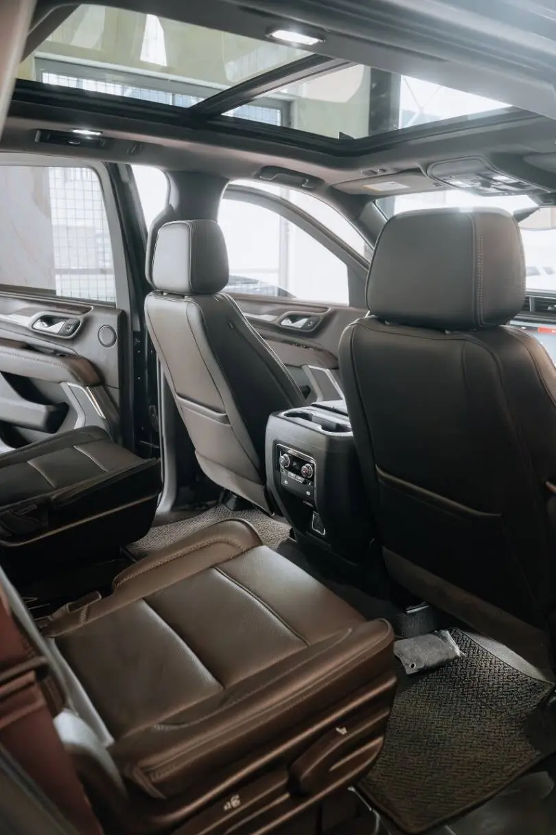 GMC Yukon Denali — photo 4
